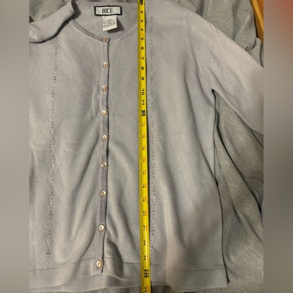 BICE| Soft grey cardigan sweater button beading granny core| size medium - Picture 8 of 9